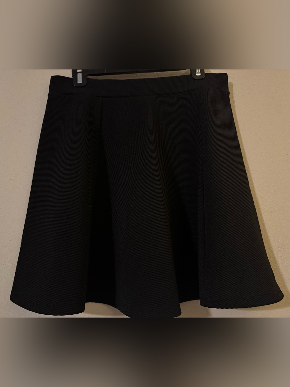 H&M Divided High-Waisted Skater Skirt - Black- Size L